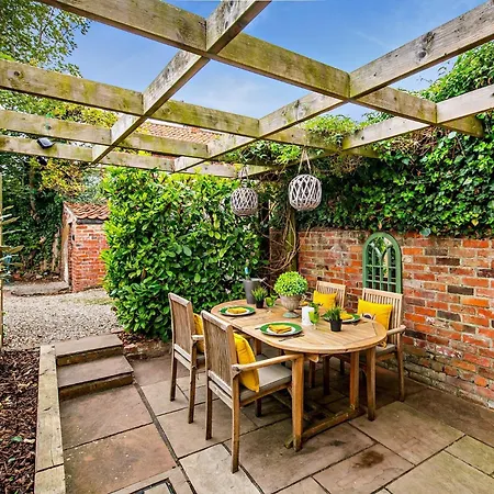 펜션 2 Bed In 78054 Normanby