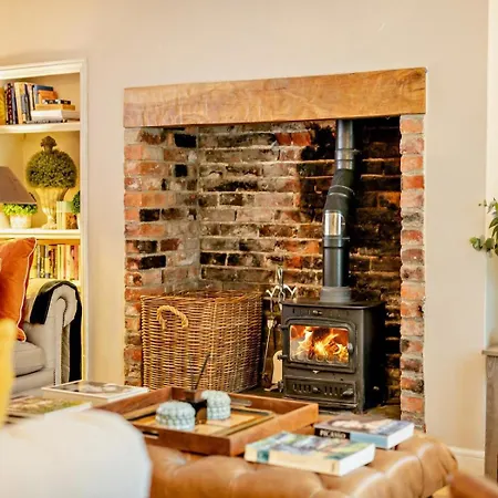 2 Bed In York Oc-78054 Feriehus Normanby