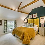2 Bed In York Oc-78054 * Normanby